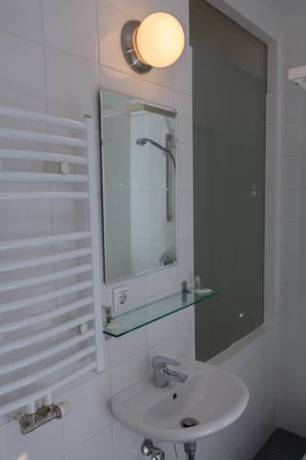 Imagen de la habitación del Hotel Dan In'n Out. Foto 9