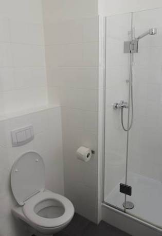 Imagen de la habitación del Hotel Dan In'n Out. Foto 11