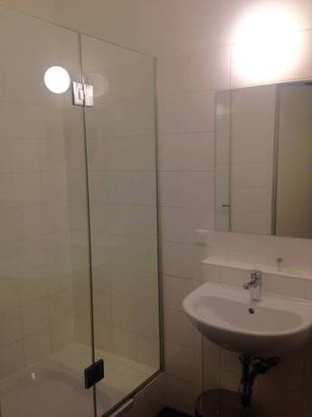 Imagen de la habitación del Hotel Dan In'n Out. Foto 12