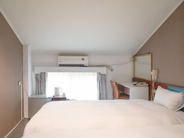 Imagen de la habitación del Hotel Dan Lee Inn. Foto 4