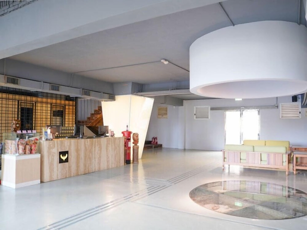 Imagen de los interiores del Hotel Dan Lee Inn. Foto 16