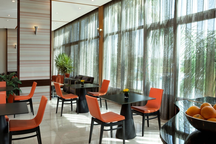 Imagen de los interiores del Hotel Dan Panorama Eilat. Foto 14