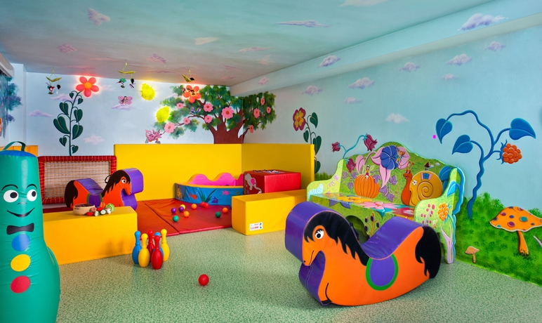 Imagen de los interiores del Hotel Dan Panorama Tel Aviv. Foto 5