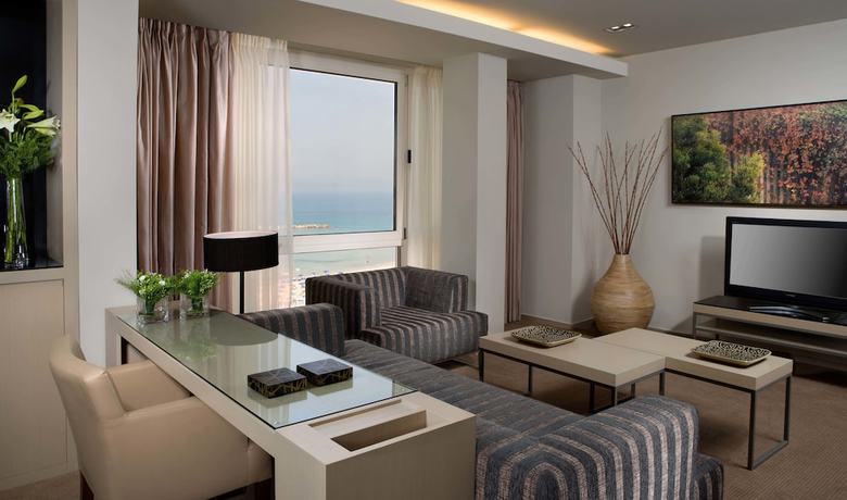 Imagen de la habitación del Hotel Dan Tel Aviv. Foto 11