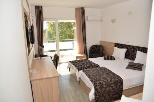 Imagen general del Hotel Dana Holiday Club. Foto 1