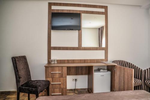 Imagen general del Hotel Dana Holiday Club. Foto 6