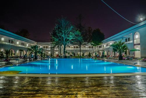 Imagen general del Hotel Dana Holiday Club. Foto 17