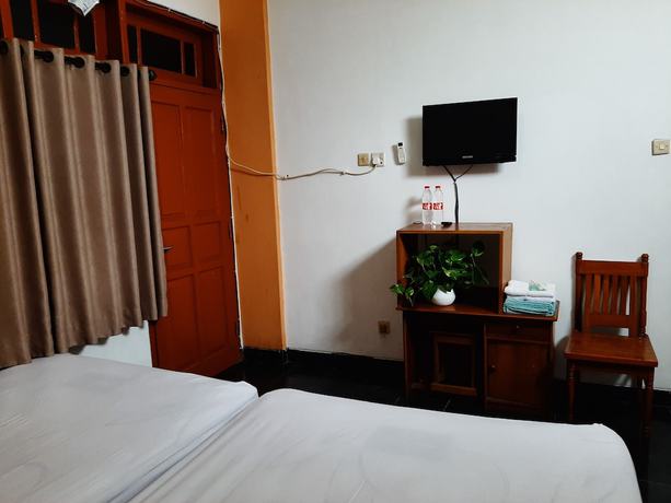 Imagen de la habitación del Hotel Dana Jogja. Foto 7