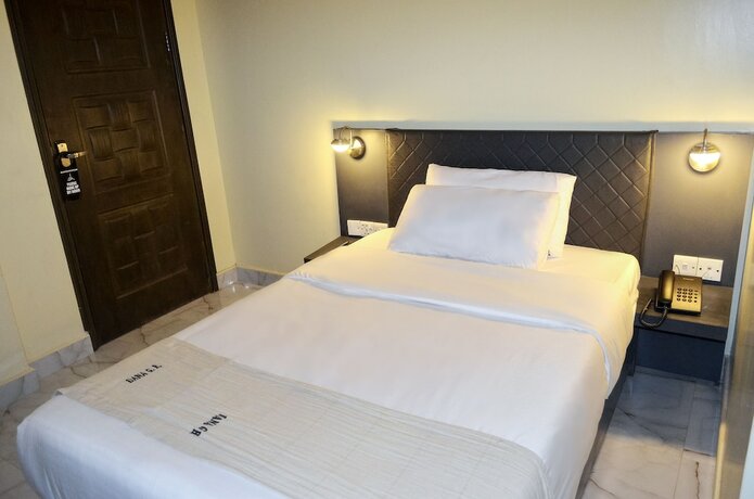 Imagen de la habitación del Hotel Dana, Kampala. Foto 22