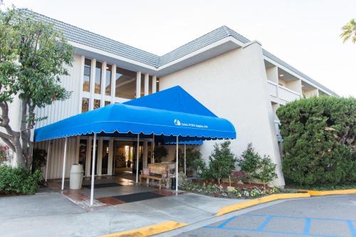 Imagen general del Hotel Dana Point Marina Inn. Foto 1