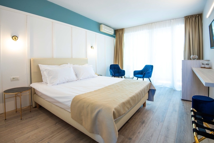 Imagen de la habitación del Hotel Dana Resort. Foto 6