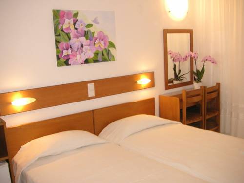 Imagen de la habitación del Hotel Danae, Tasos Ciudad. Foto 3