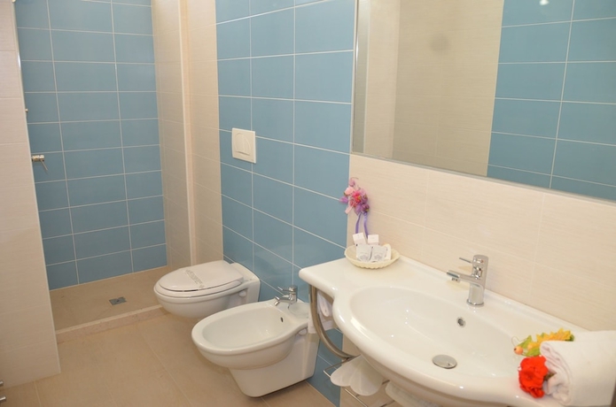 Imagen de la habitación del Hotel Danaide Resort. Foto 9