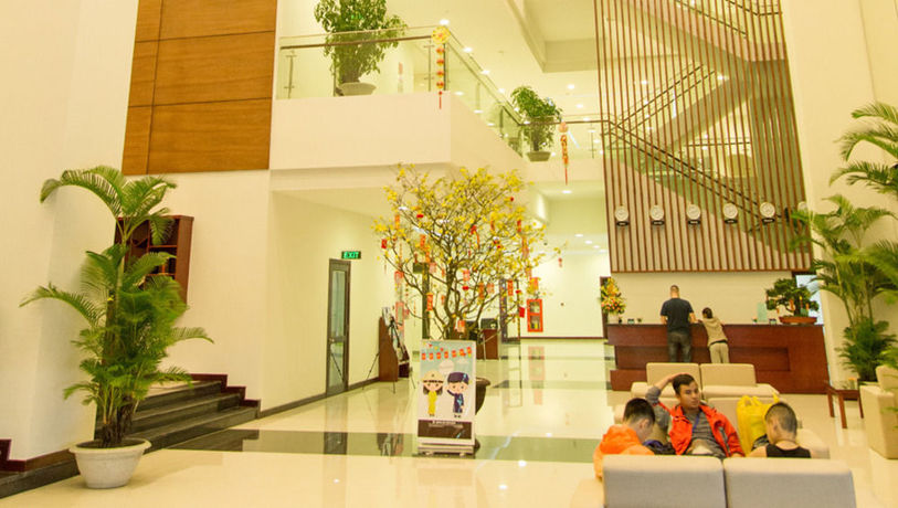 Imagen de los interiores del Hotel Danang Han River. Foto 9