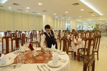 Imagen de la habitación del Hotel Danang Han River. Foto 6