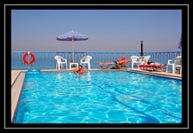 Imagen de la piscina del Hotel Danaos Beach. Foto 5