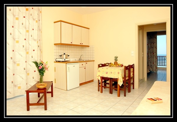 Imagen de la habitación del Hotel Danaos Beach. Foto 2