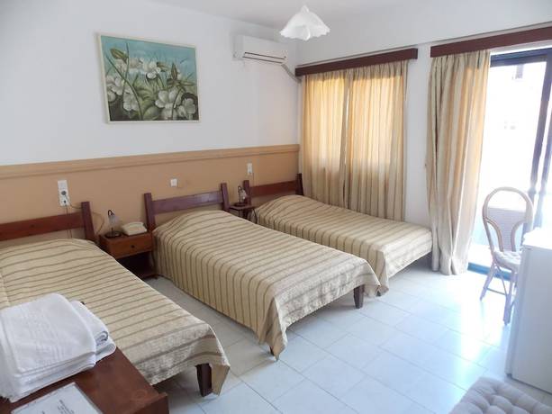 Imagen de la habitación del Hotel Danaos. Foto 7