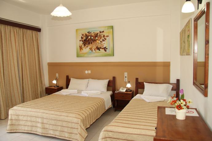 Imagen de la habitación del Hotel Danaos. Foto 15