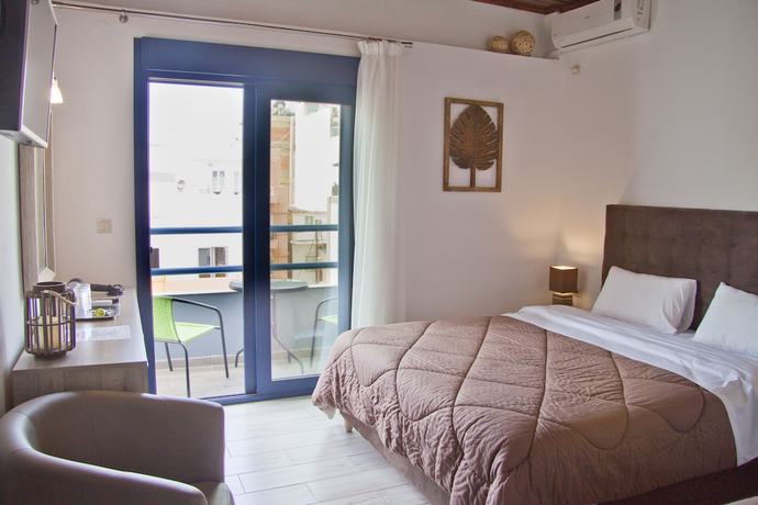 Imagen de la habitación del Hotel Danaos. Foto 18