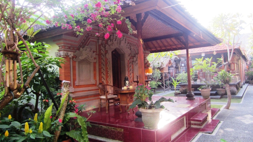 Imagen de los exteriores del Hotel Danasari Homestay. Foto 13