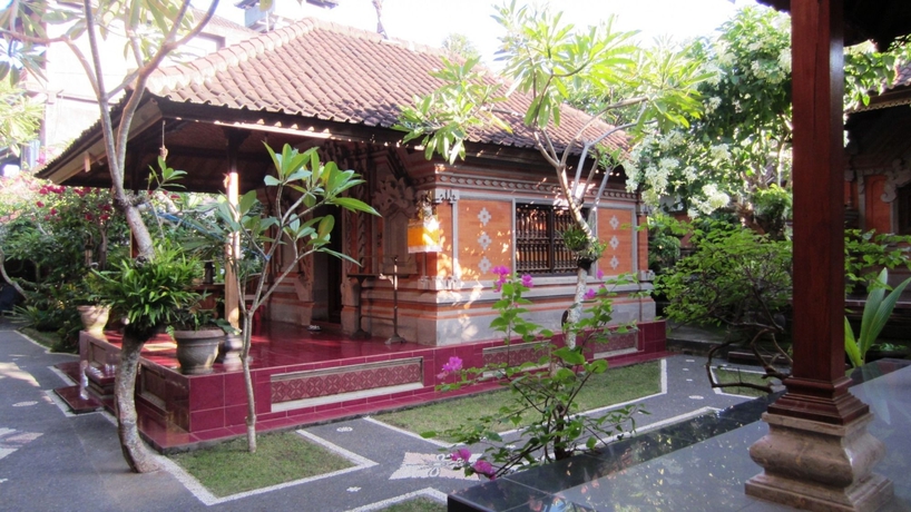 Imagen de los exteriores del Hotel Danasari Homestay. Foto 15