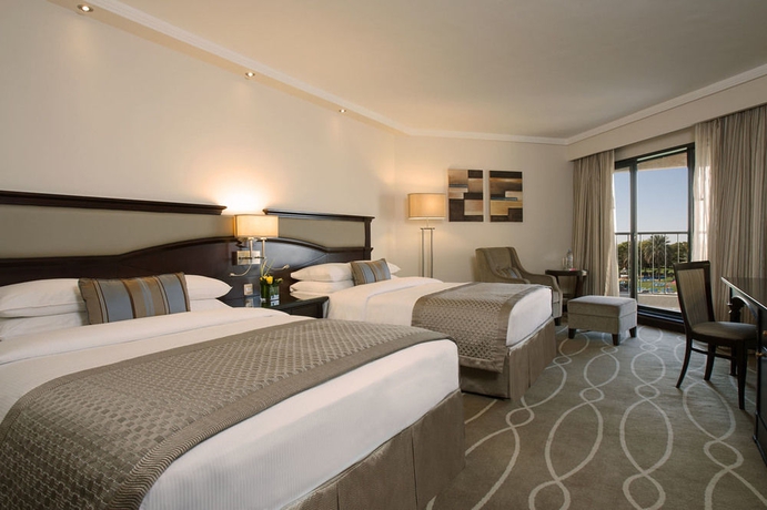 Imagen de la habitación del Hotel Danat Al Ain Resort. Foto 3