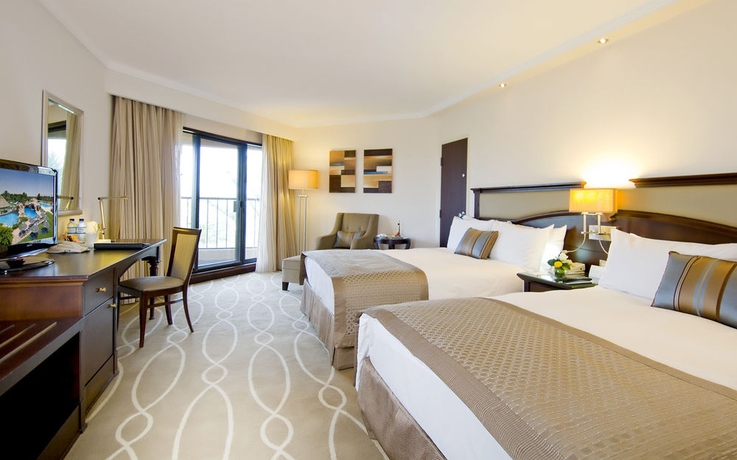 Imagen de la habitación del Hotel Danat Al Ain Resort. Foto 9