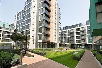 Imagen general del Hotel Dance Square by BridgeStreet. Foto 1