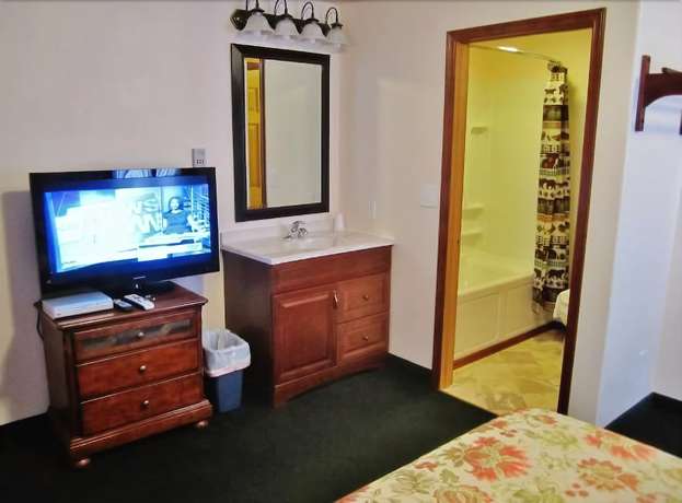 Imagen de la habitación del Hotel Dancing Bears Inn. Foto 6