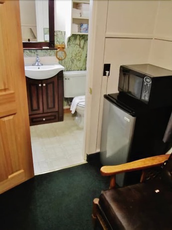 Imagen de la habitación del Hotel Dancing Bears Inn. Foto 9