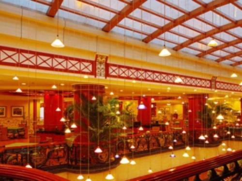 Imagen general del Hotel Dandong Rising Zhonglian. Foto 5