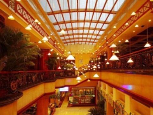 Imagen general del Hotel Dandong Rising Zhonglian. Foto 7