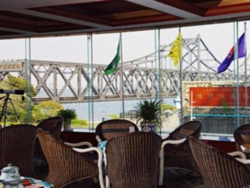 Imagen general del Hotel Dandong Rising Zhonglian. Foto 8