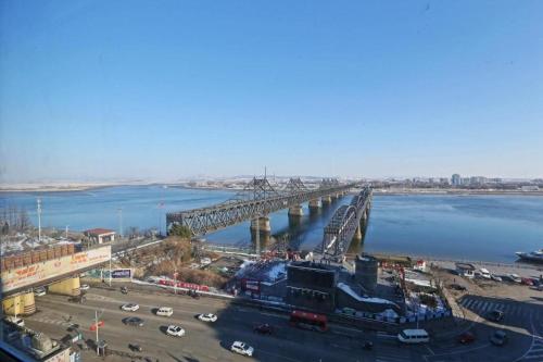 Imagen general del Hotel Dandong Rising Zhonglian. Foto 11