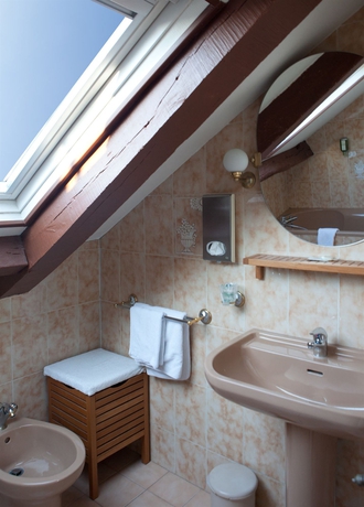 Imagen de la habitación del Hotel Dandy. Foto 10