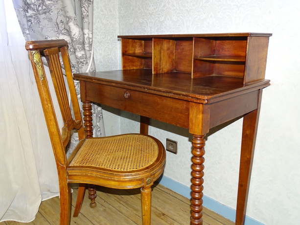 Imagen de la habitación del Hotel Dandy. Foto 11