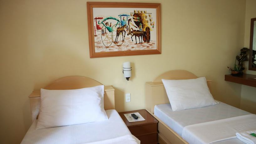 Imagen de la habitación del Hotel Danel Pensionne House. Foto 12