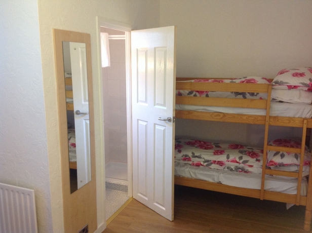 Imagen de la habitación del Hotel Danescourt. Foto 6