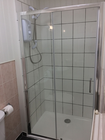 Imagen de la habitación del Hotel Danescourt. Foto 8