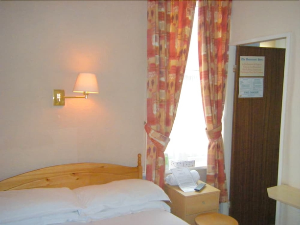 Imagen de la habitación del Hotel Danescourt. Foto 14