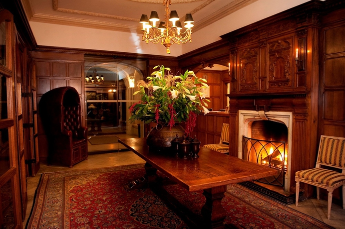 Imagen de los interiores del Hotel Danesfield House and Spa. Foto 15