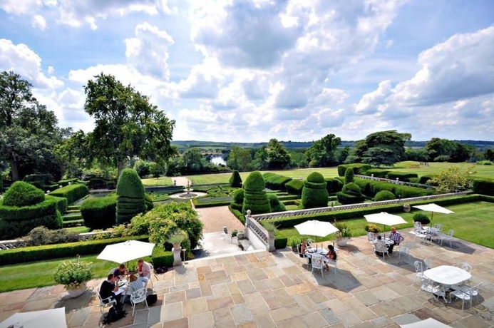 Imagen de los exteriores del Hotel Danesfield House and Spa. Foto 12