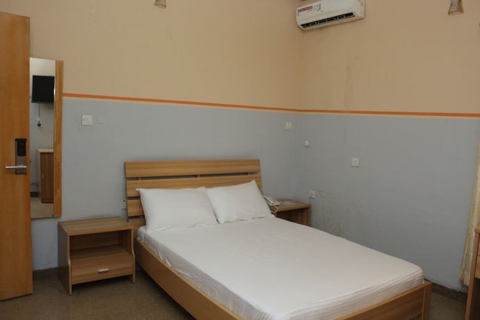 Imagen de la habitación del Hotel Daneto. Foto 14