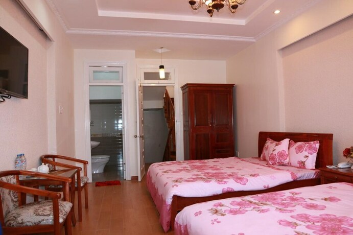 Imagen de la habitación del Hotel Dang Uyen. Foto 16