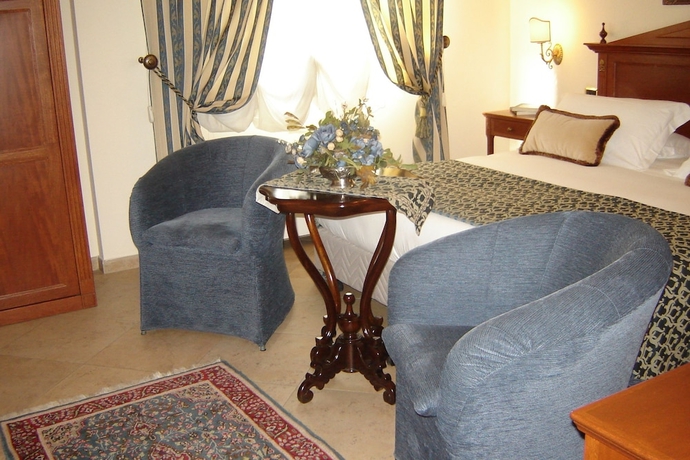Imagen de la habitación del Hotel D'angelo Palace. Foto 5