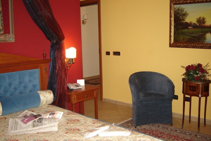 Imagen de la habitación del Hotel D'angelo Palace. Foto 12