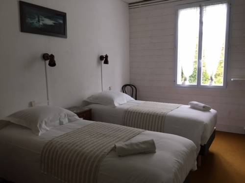 Imagen de la habitación del Hotel D'angleterre, ROSCOFF. Foto 3