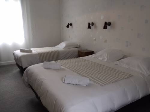 Imagen de la habitación del Hotel D'angleterre, ROSCOFF. Foto 4