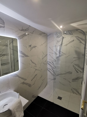 Imagen de la habitación del Hotel D'angleterre Rouen Centre. Foto 15